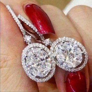 NEW 18K WHITE GOLD OVAL DIAMOND EARRINGS